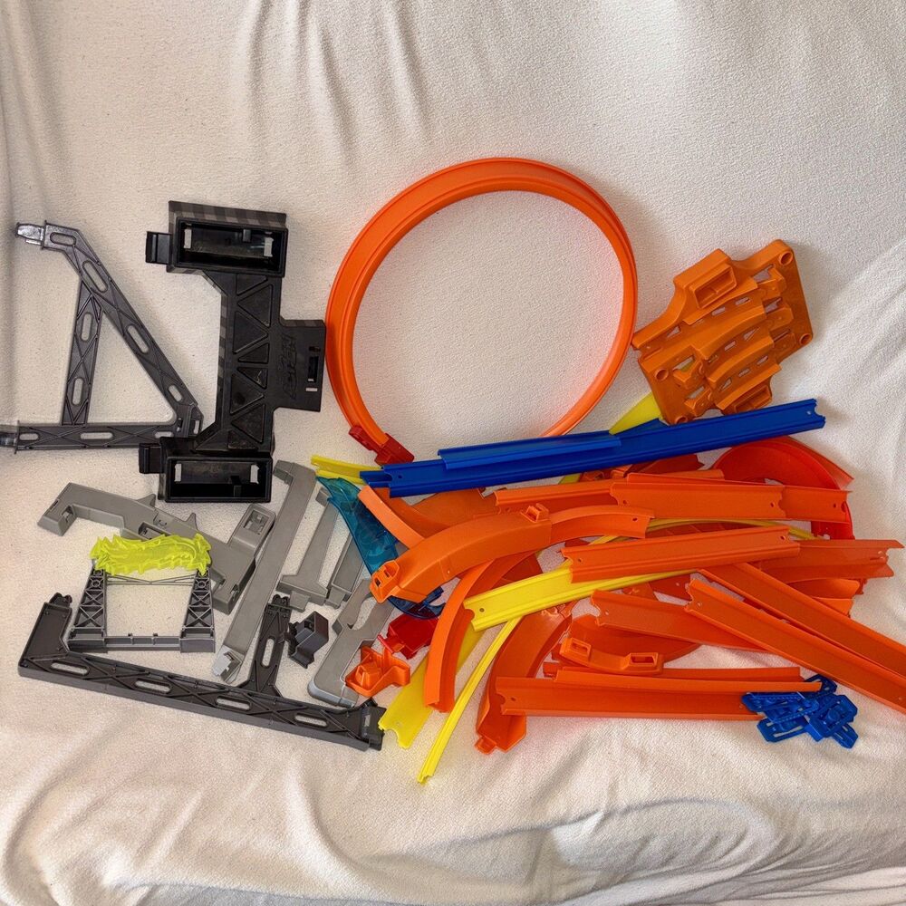 Hot Wheels Mixed Track & Parts Lot Replacement Pieces 3.5lbs